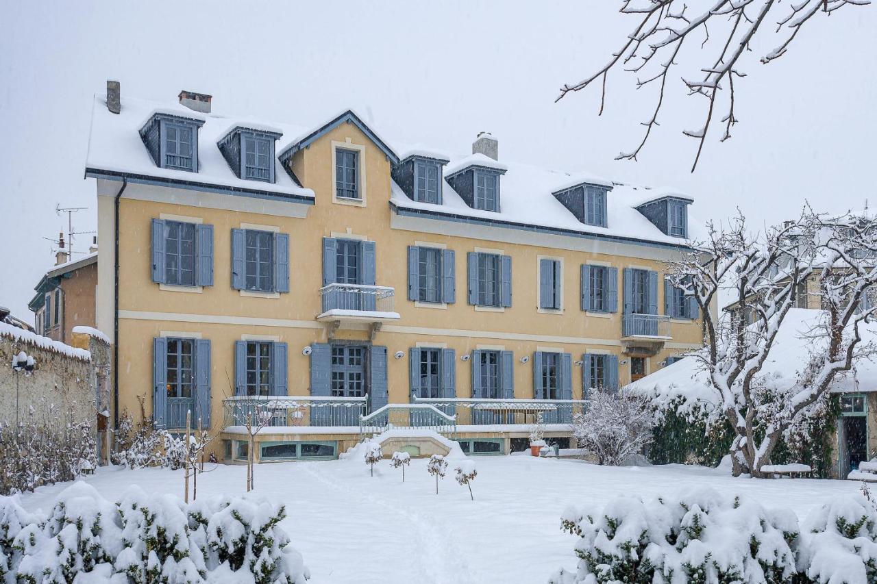 Le Pigeonnier Apartment Embrun Exterior photo